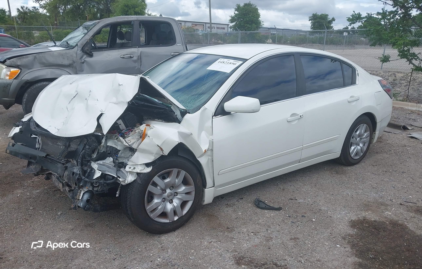 Nissan Altima 2010