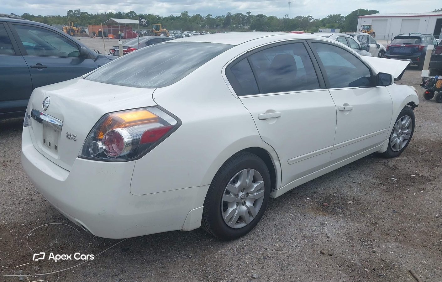 Nissan Altima 2010