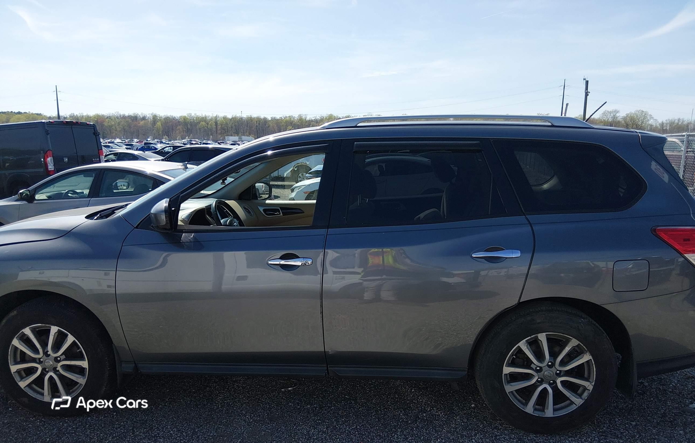 Nissan Pathfinder 2016