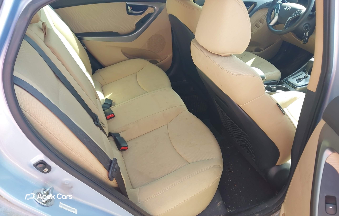 Hyundai Elantra 2012