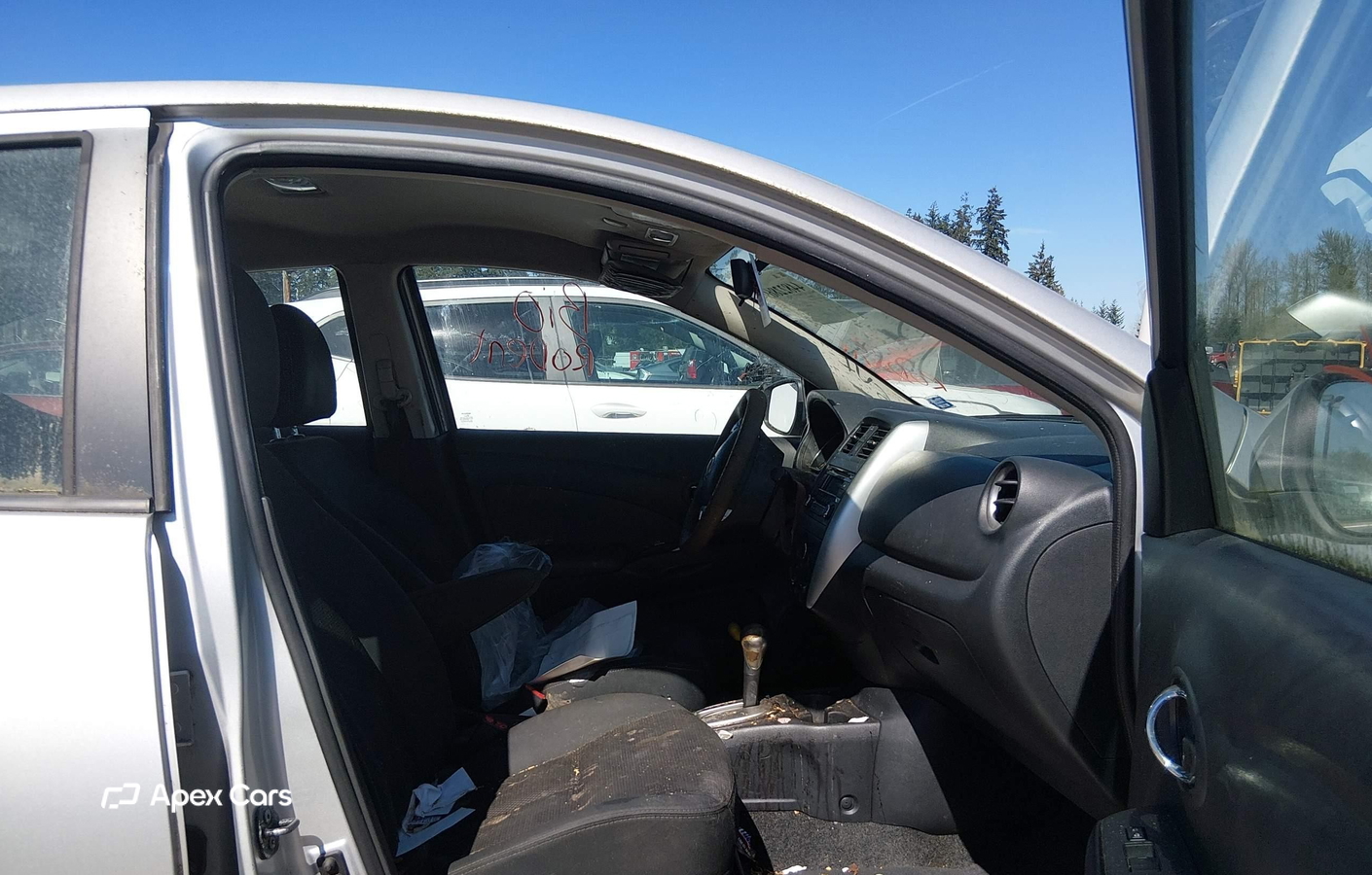 Nissan Versa 2016