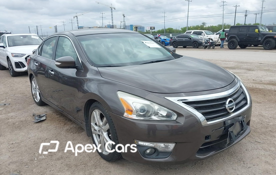 Nissan Altima 2013 - Image 1 of 14