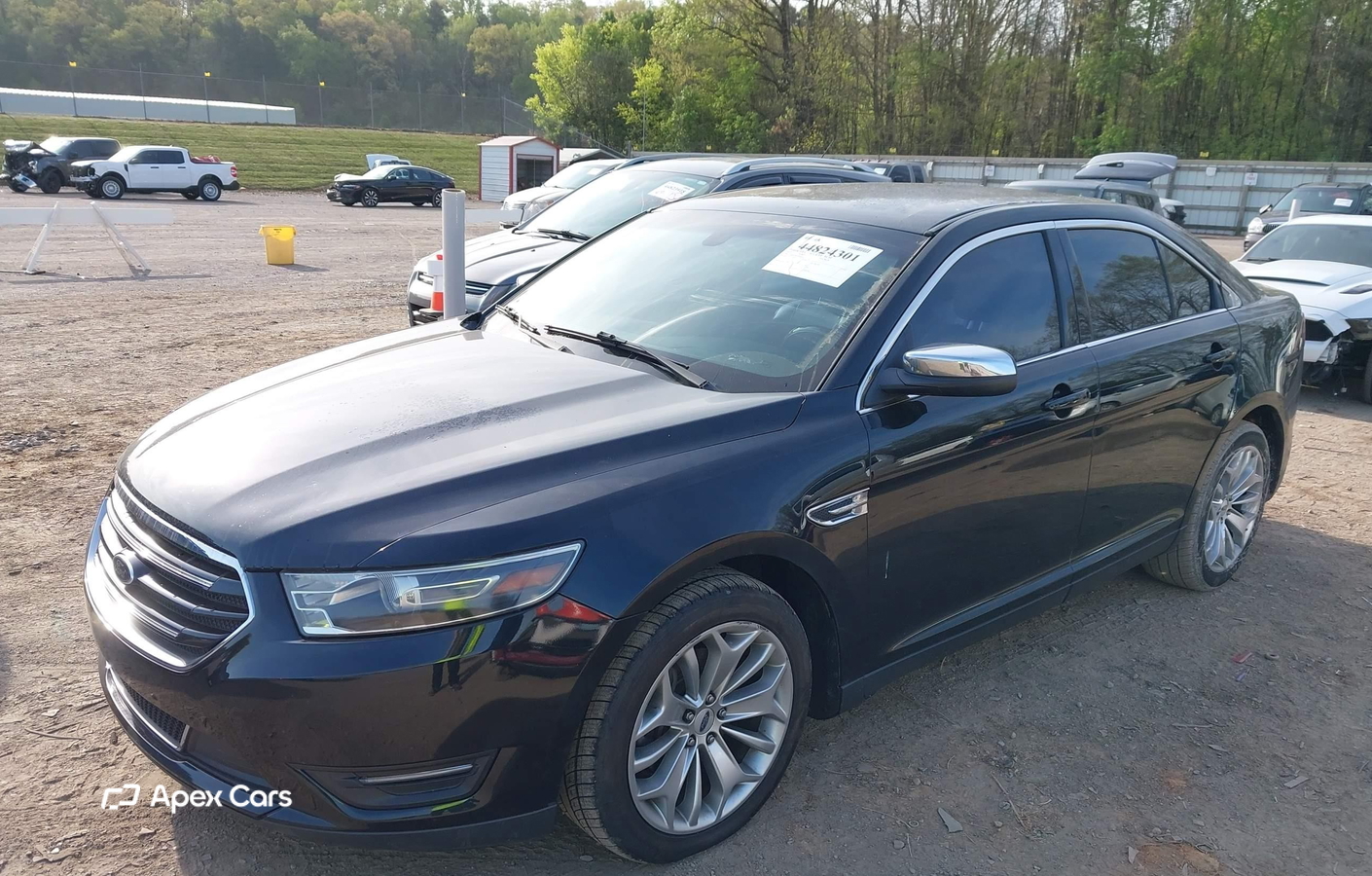 Ford Taurus 2015