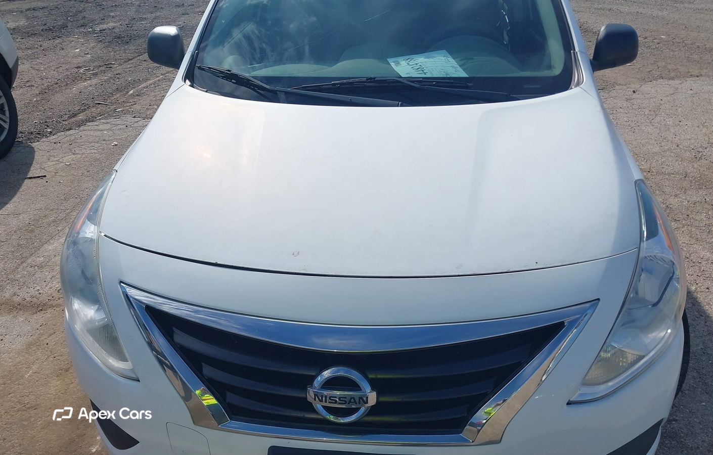 Nissan Versa 2015