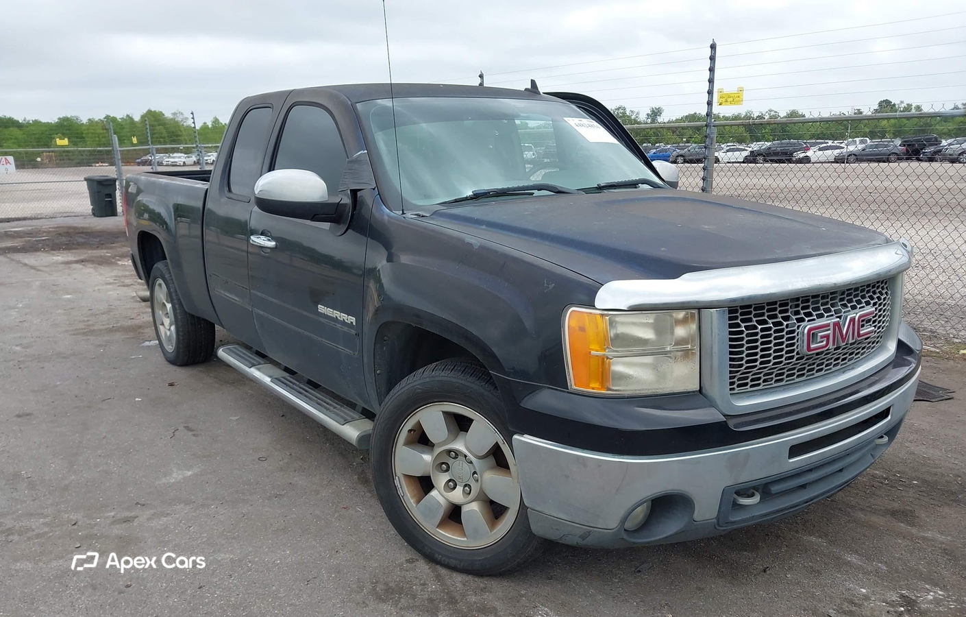 GMC Sierra 2011