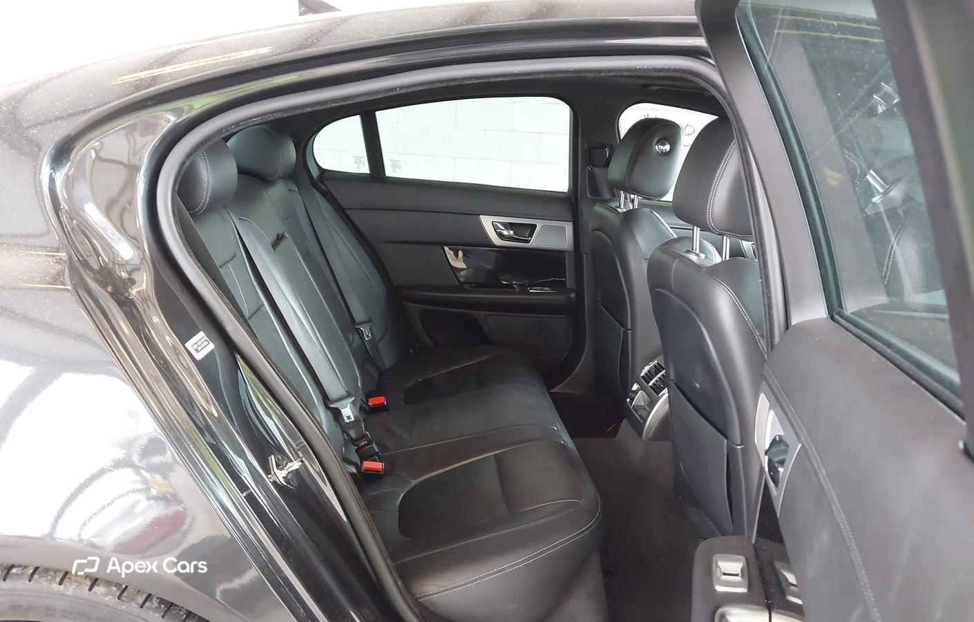 Jaguar XF 2015