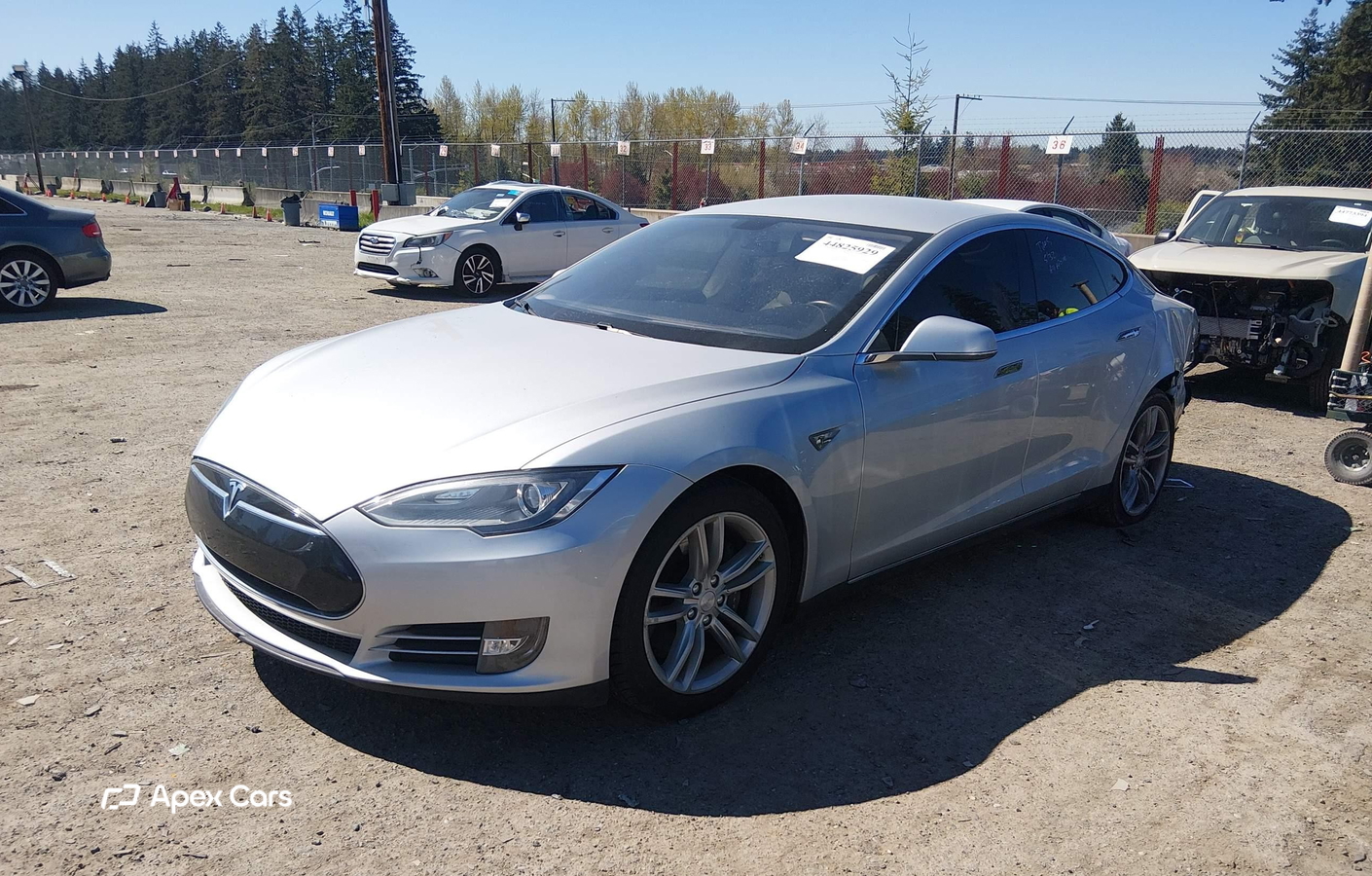 Tesla Model S 2013