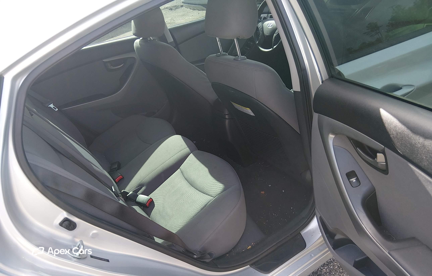 Hyundai Elantra 2015