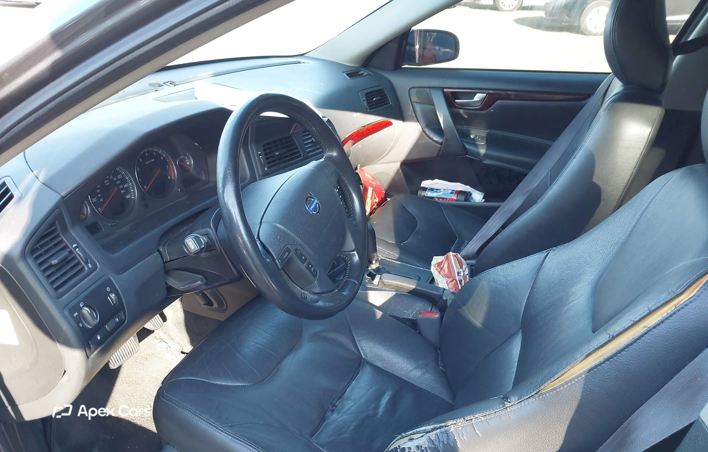 Volvo V70 2004
