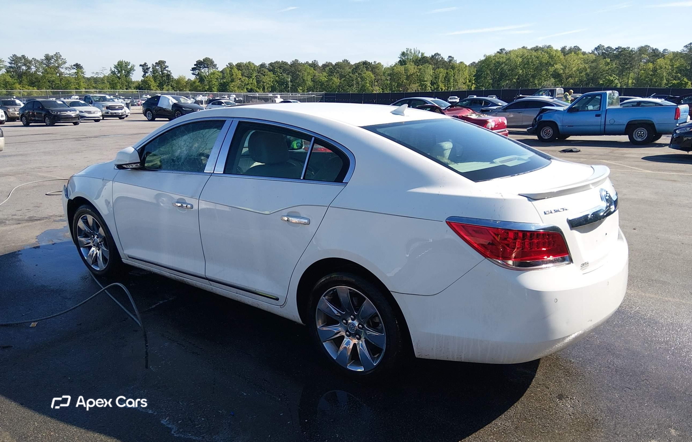 Buick LaCrosse 2011