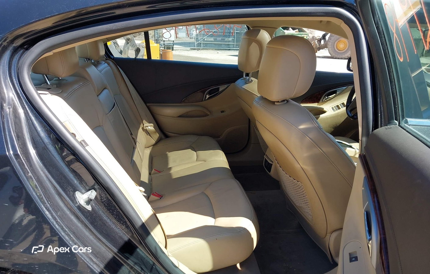 Buick LaCrosse 2011