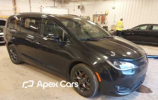 Chrysler Pacifica 2019 - Image 1 of 16
