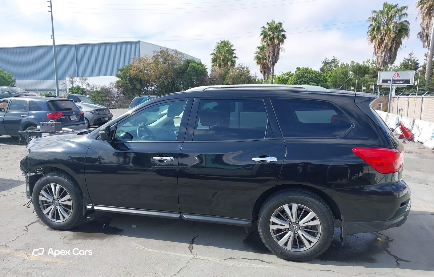Nissan Pathfinder 2018