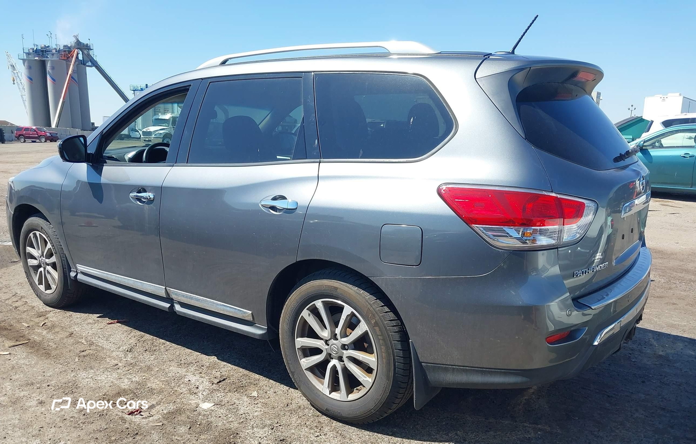 Nissan Pathfinder 2015