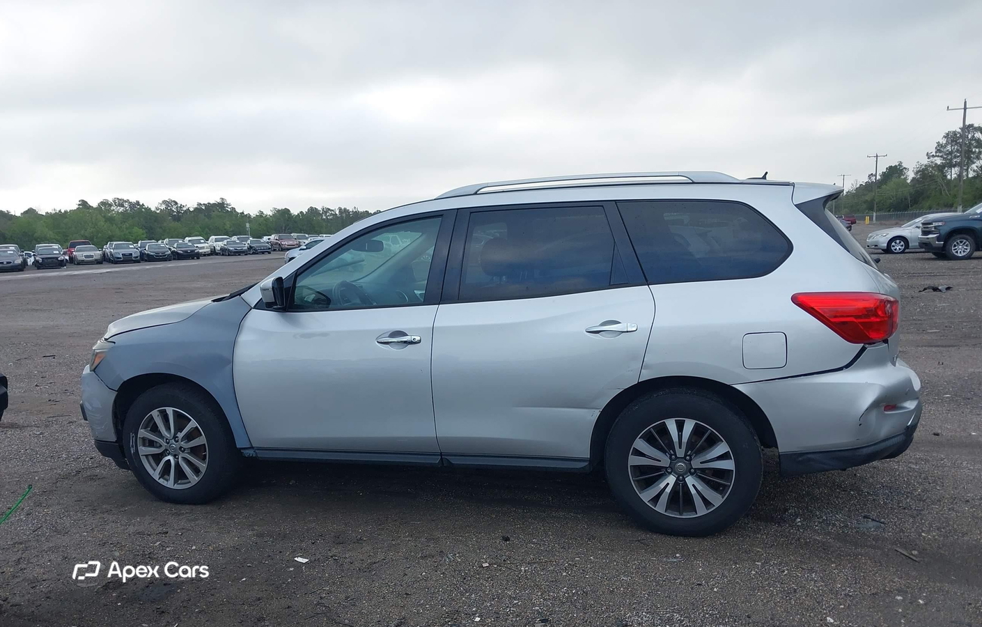 Nissan Pathfinder 2017