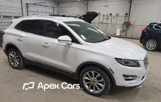 Lincoln MKC 2019 - Image 1 of 18