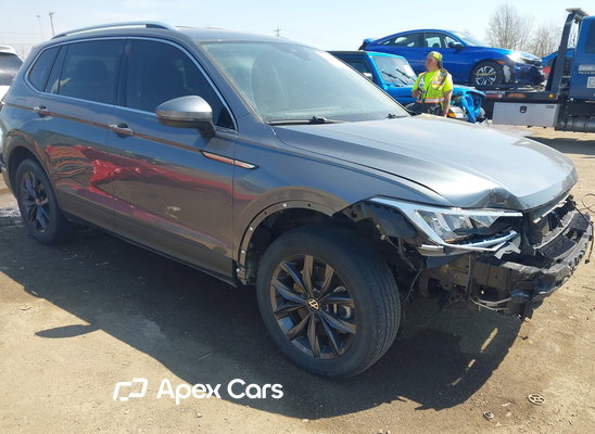 2022 Volkswagen Tiguan - Image 1 of 5