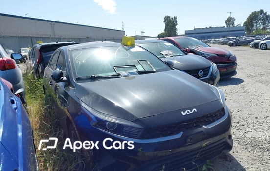 Kia Forte 2023 - Image 1 of 22