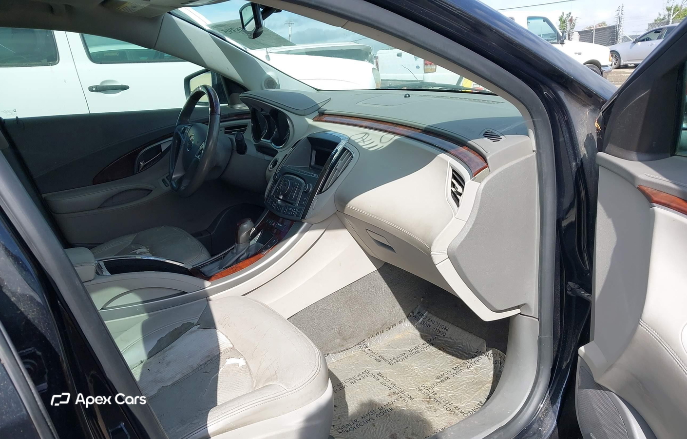 Buick LaCrosse 2011