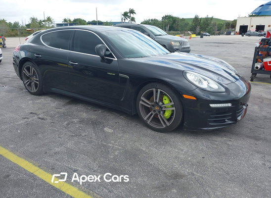 2016 Porsche Panamera - Image 1 of 5
