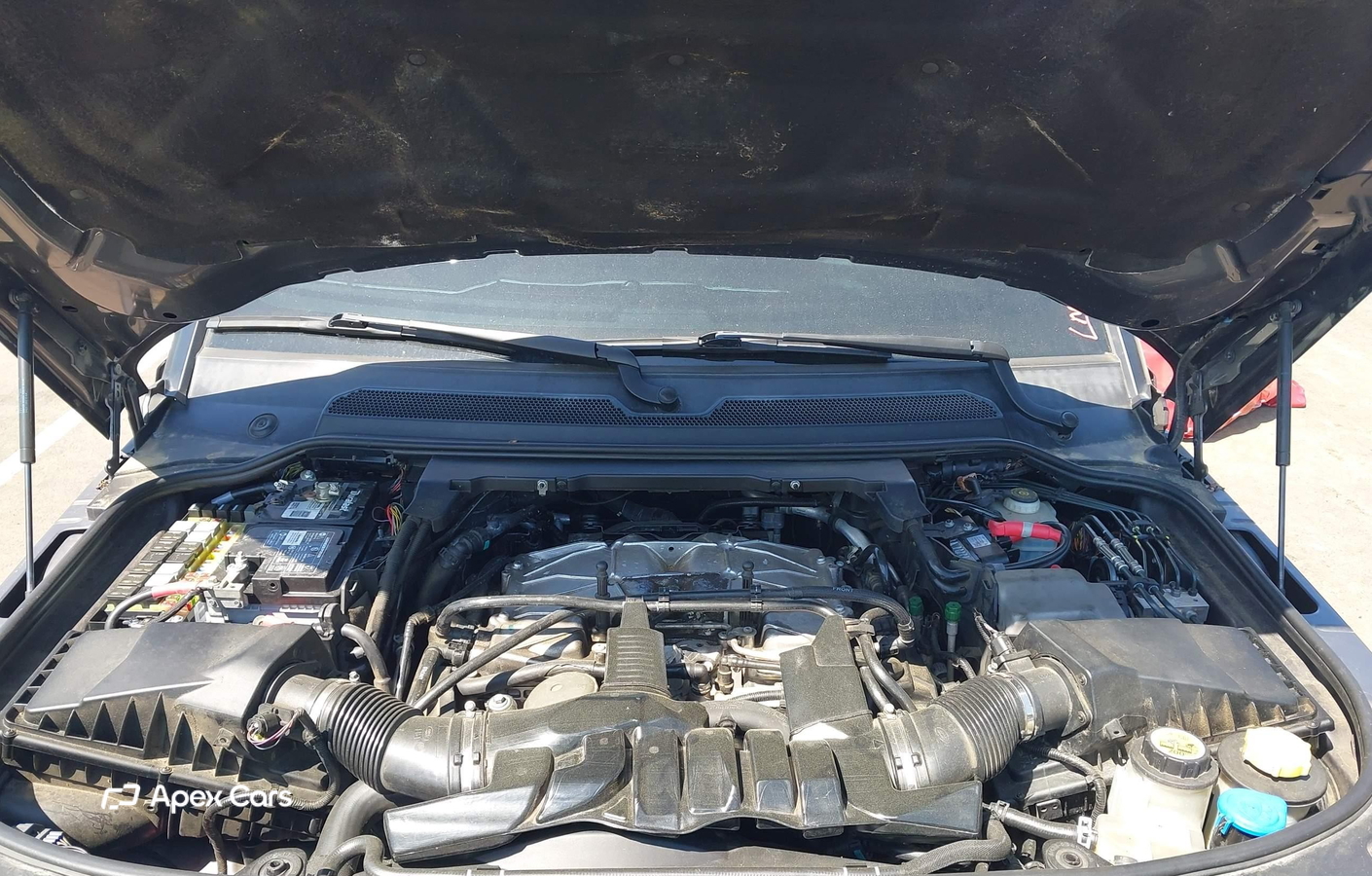 Land Rover LR4 2016