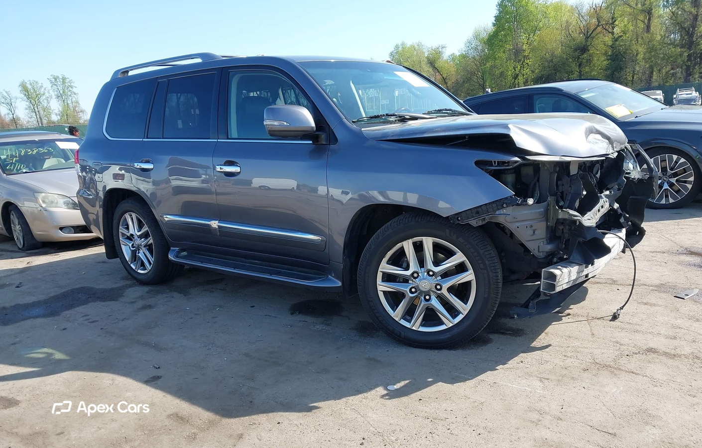 Lexus LX 2013
