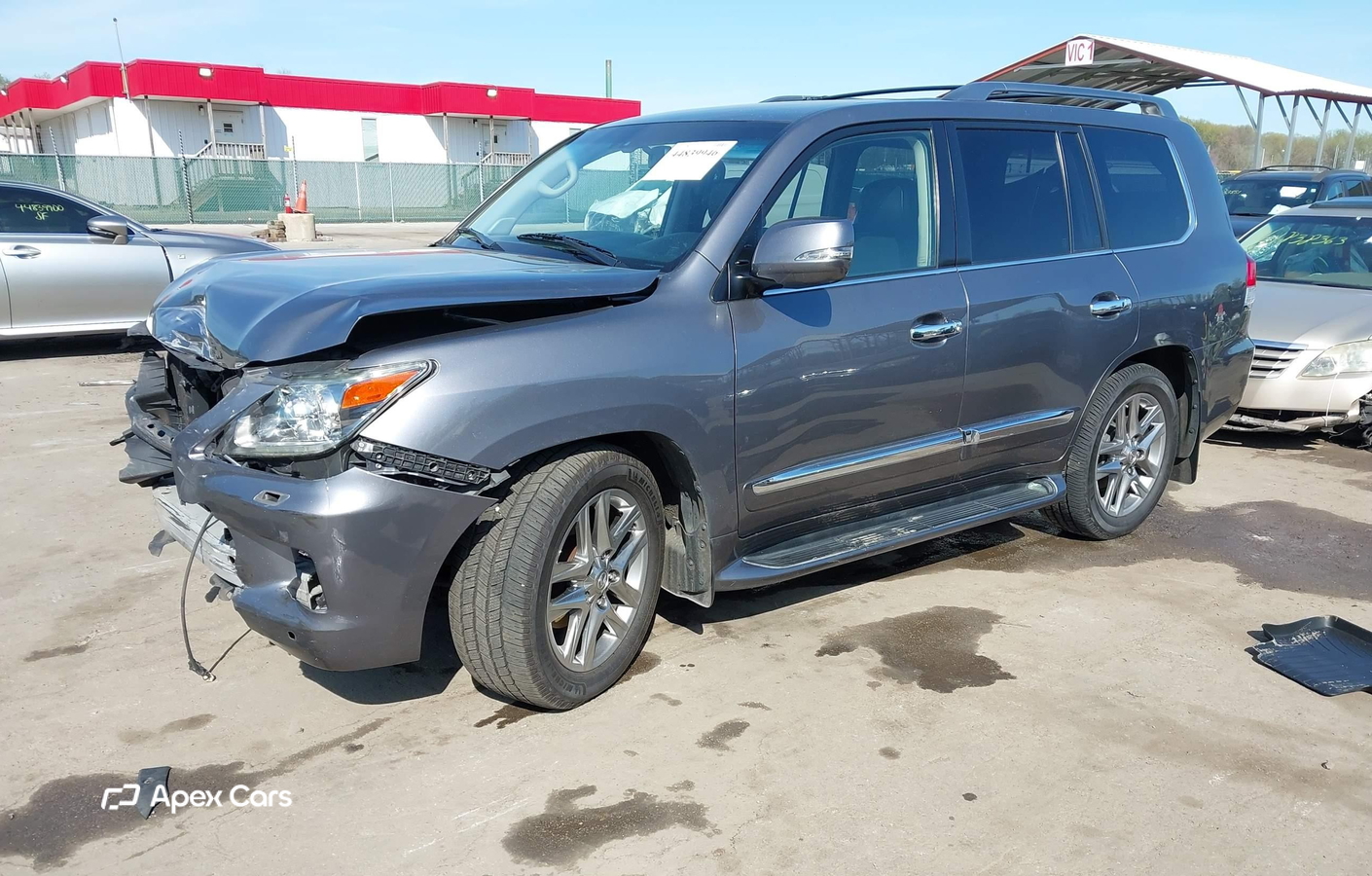 Lexus LX 2013