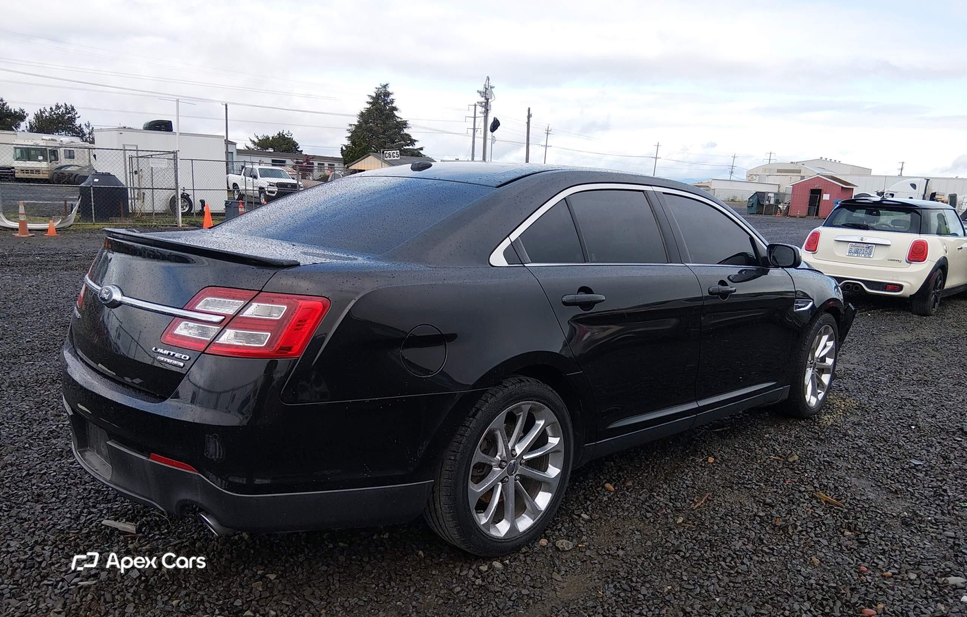 Ford Taurus 2013