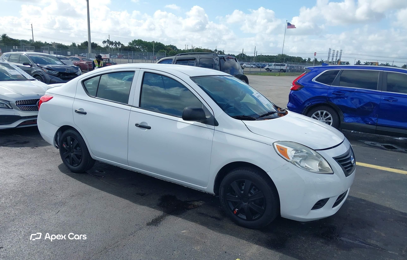 Nissan Versa 2014