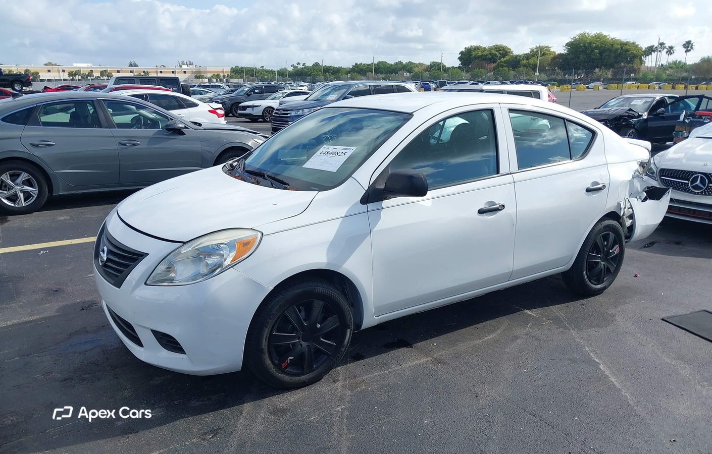Nissan Versa 2014
