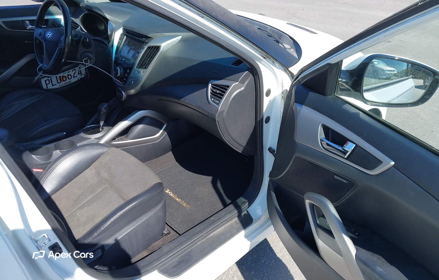 Hyundai Veloster 2013