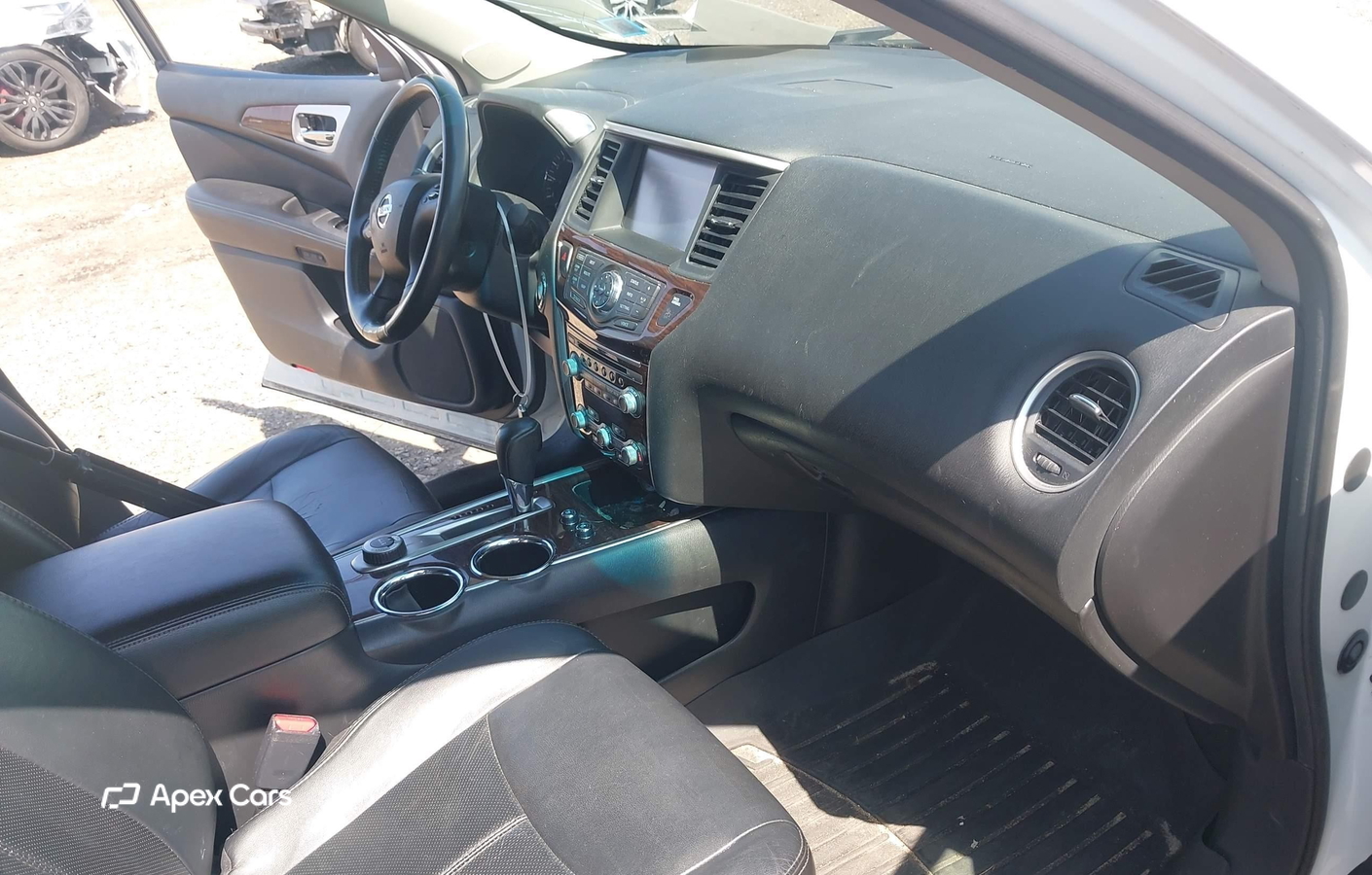 Nissan Pathfinder 2014