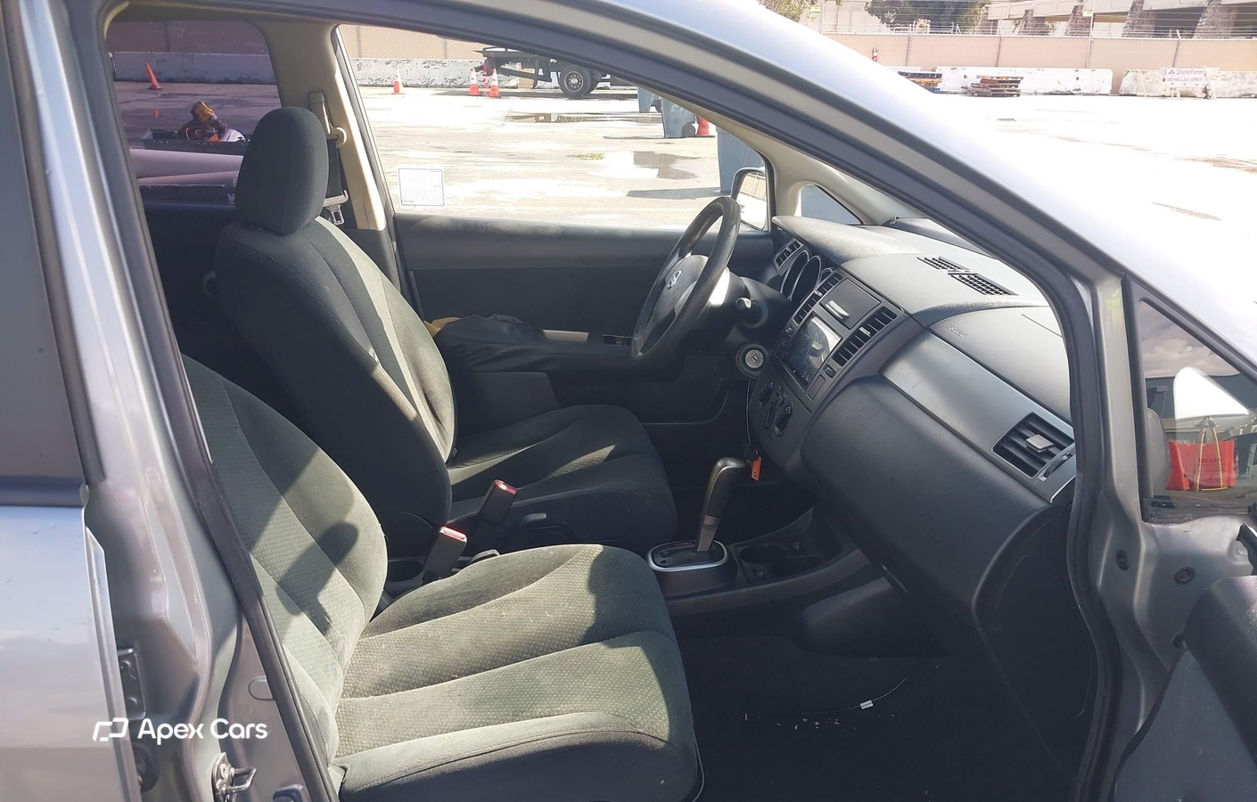 Nissan Versa 2011