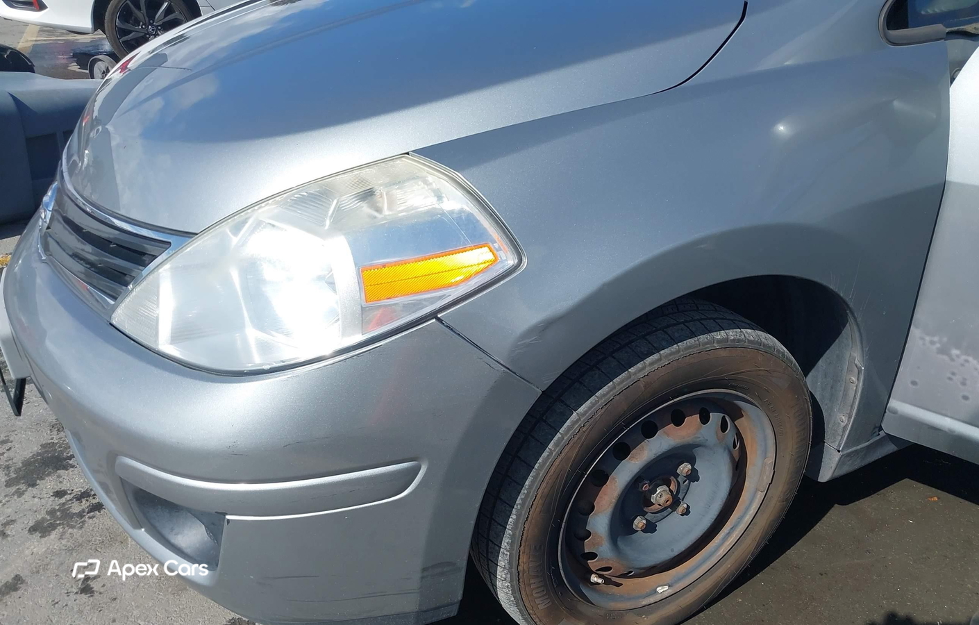 Nissan Versa 2011
