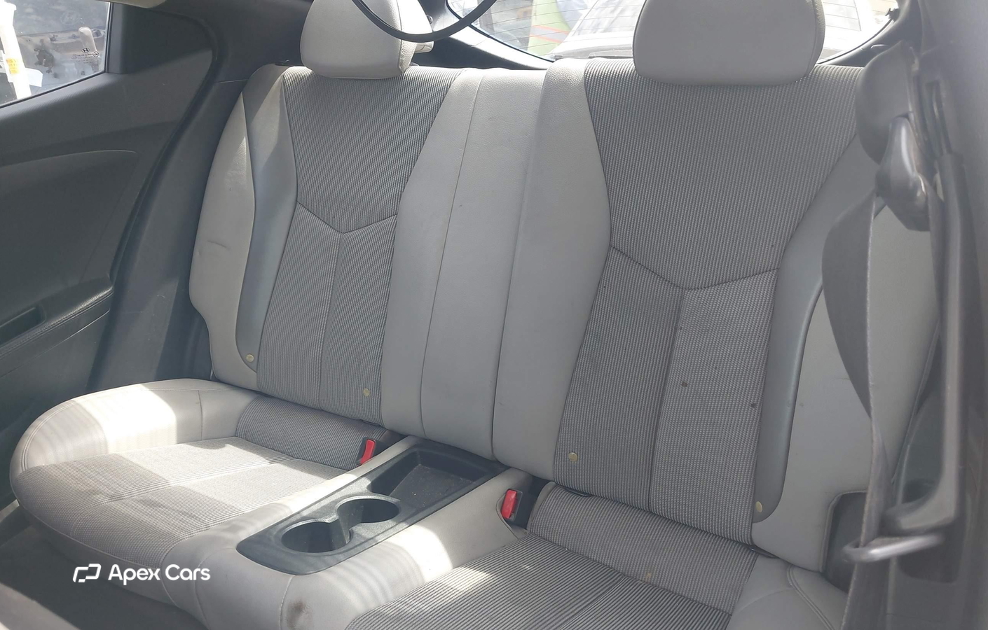 Hyundai Veloster 2012