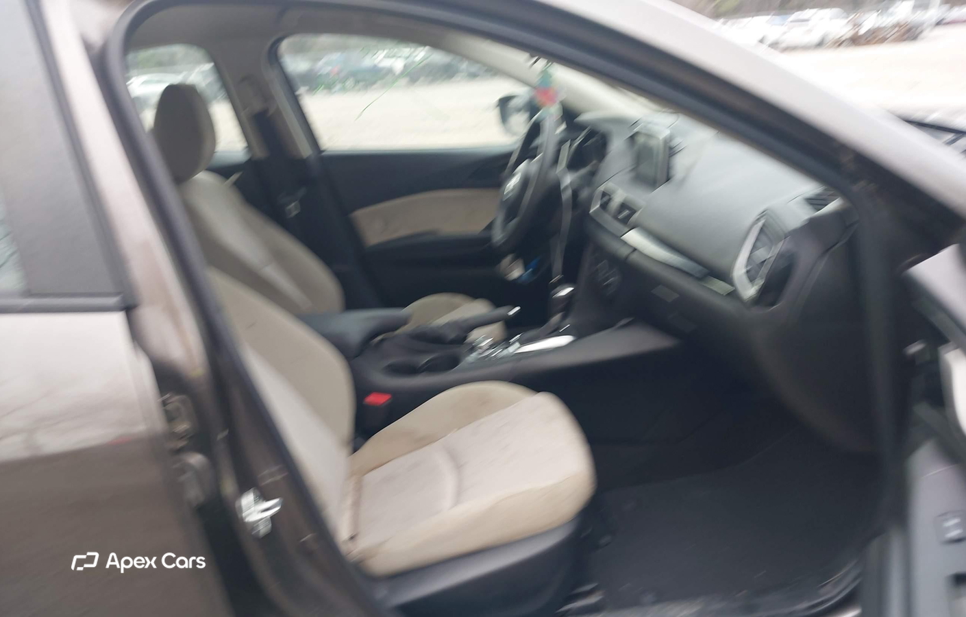 Mazda 3 2015