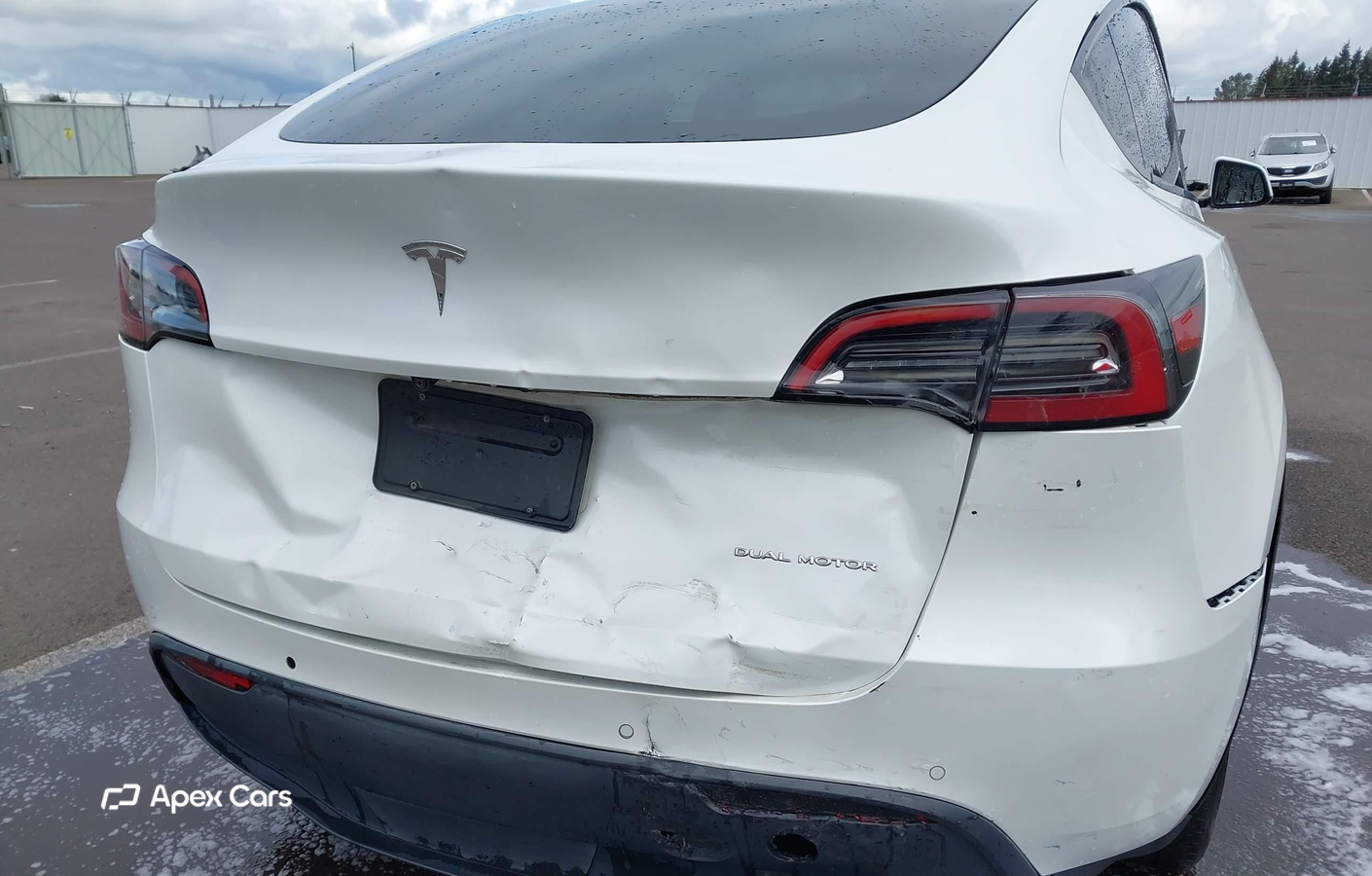 Tesla Model Y 2022