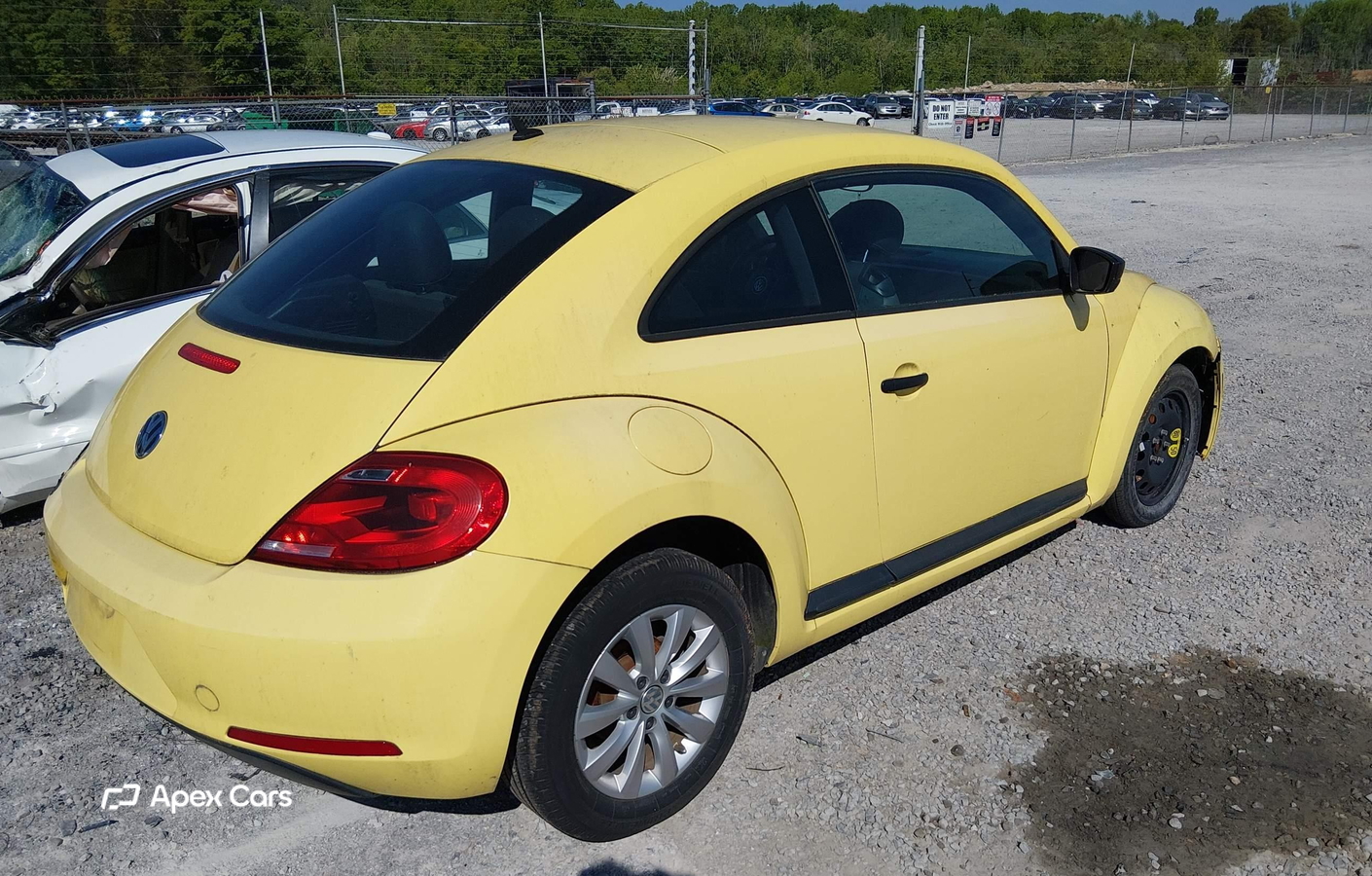 Volkswagen Beetle 2015