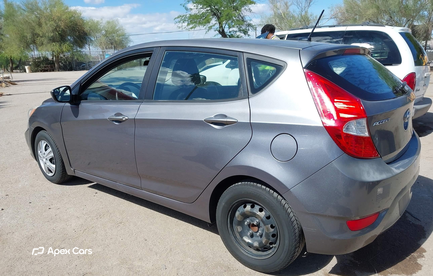 Hyundai Accent 2015