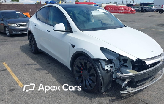 Tesla Model Y 2022 - Image 1 of 21