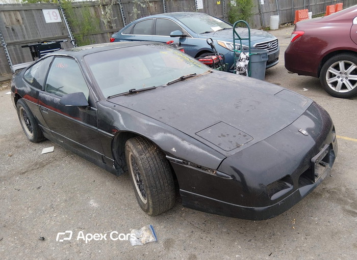 Pontiac Fiero 1988 - Image 1 of 10