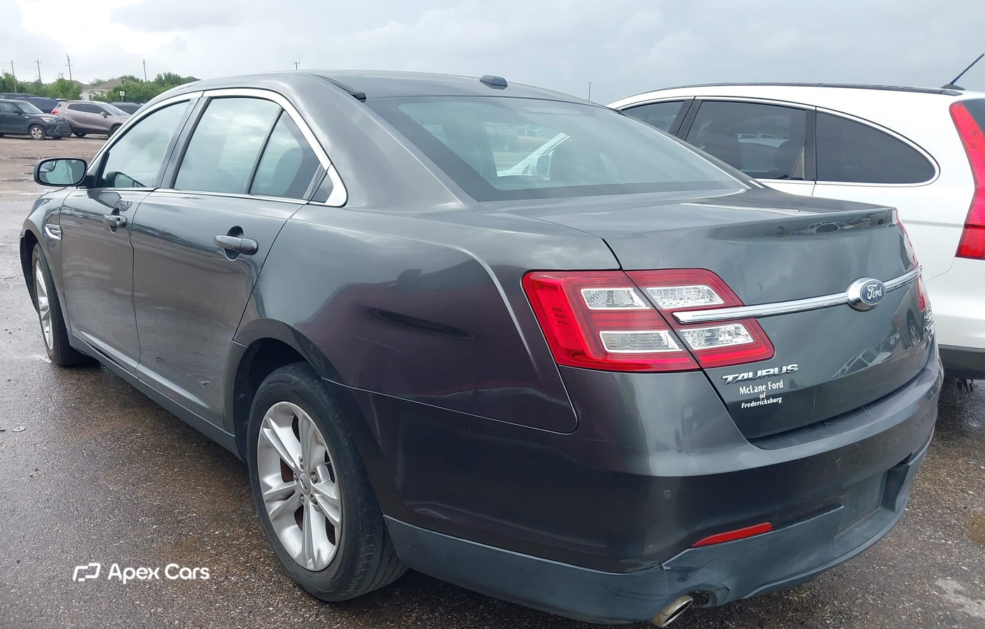 Ford Taurus 2017