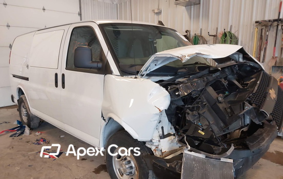 Chevrolet Express 2021 - Image 1 of 16