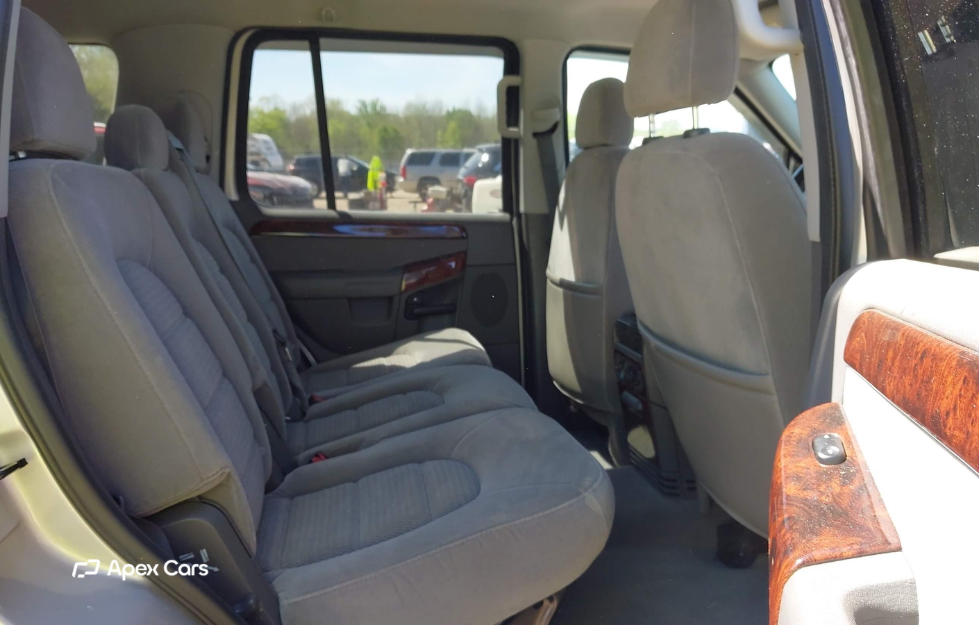 Ford Explorer 2004