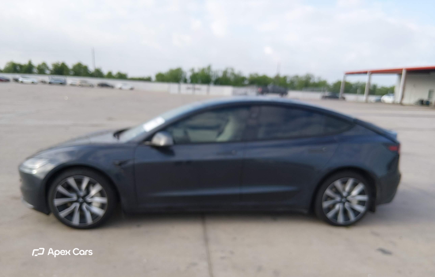 Tesla Model 3 2024