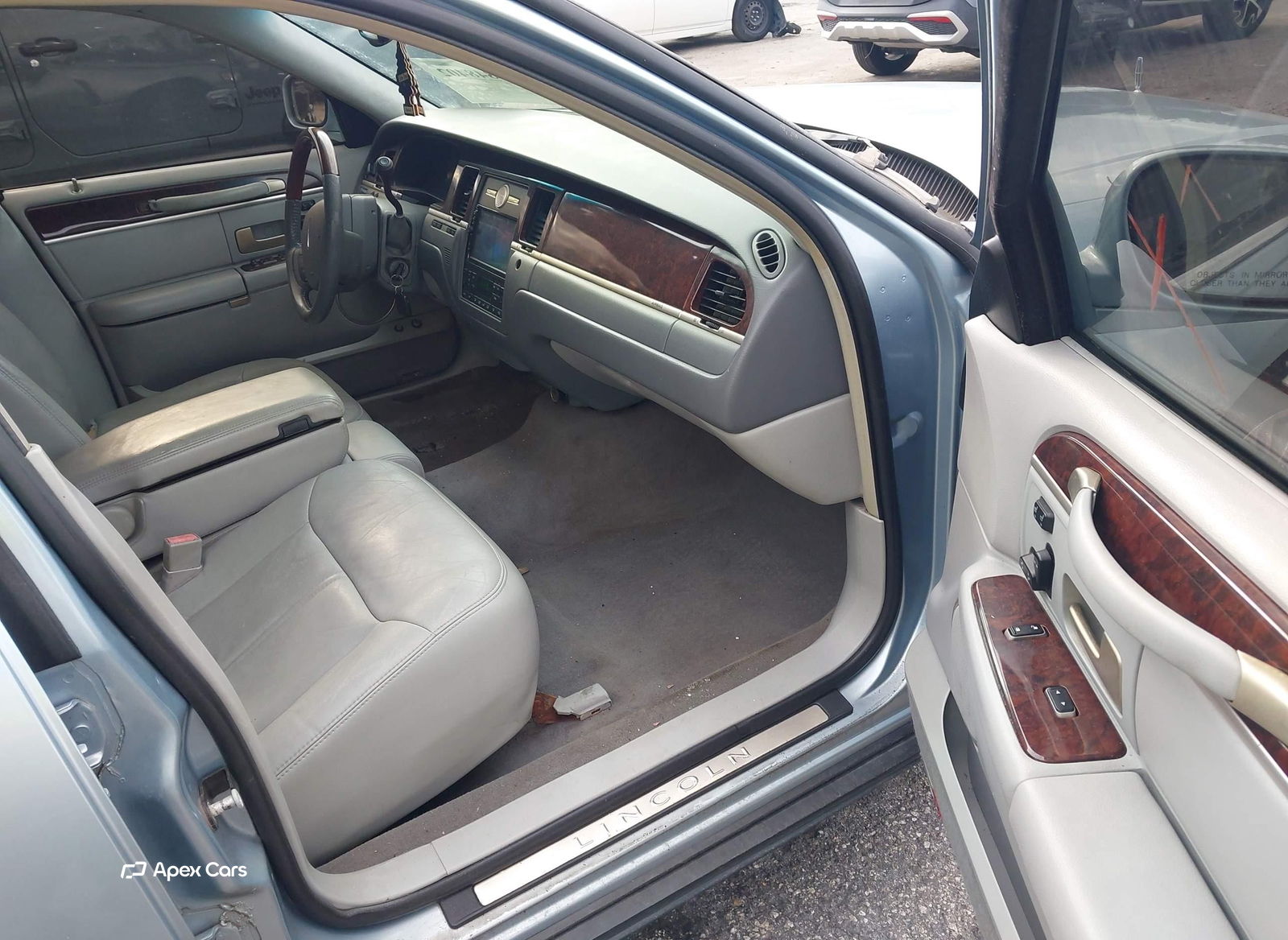 Lincoln Town Car 2006