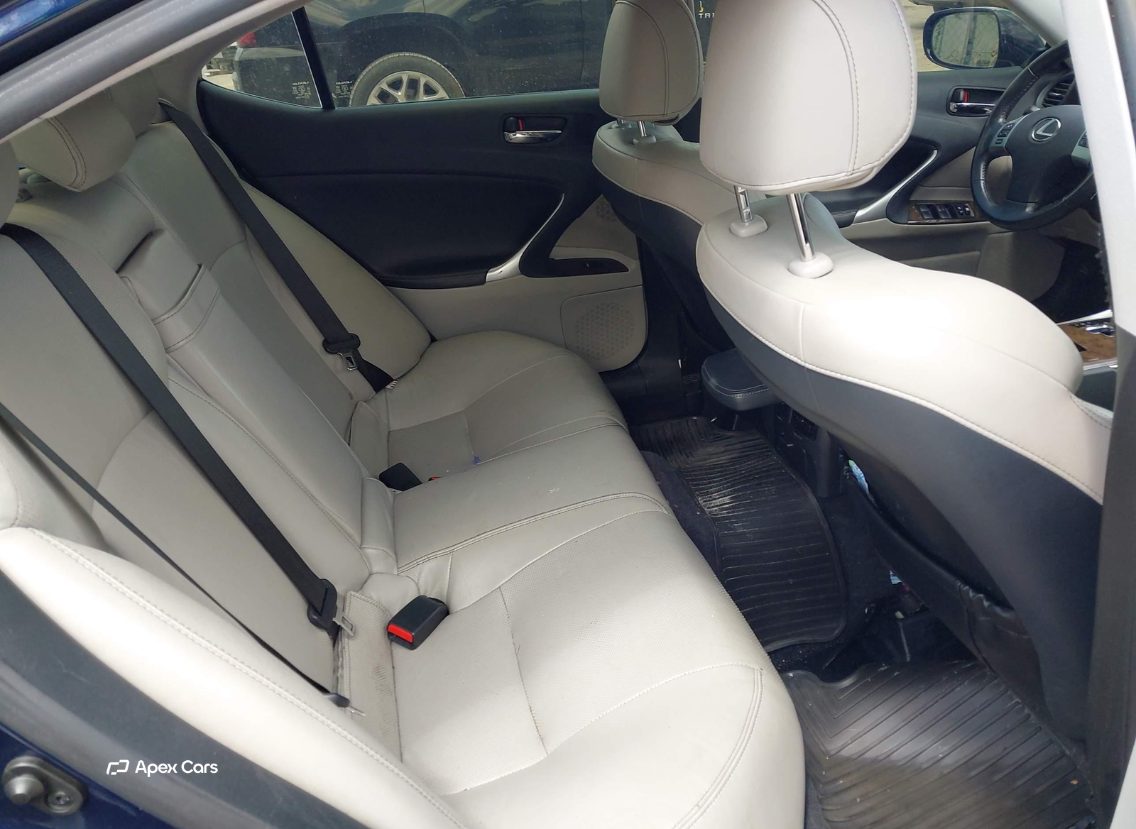 Lexus IS 2011