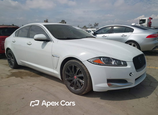 2015 Jaguar XF - Image 1 of 5