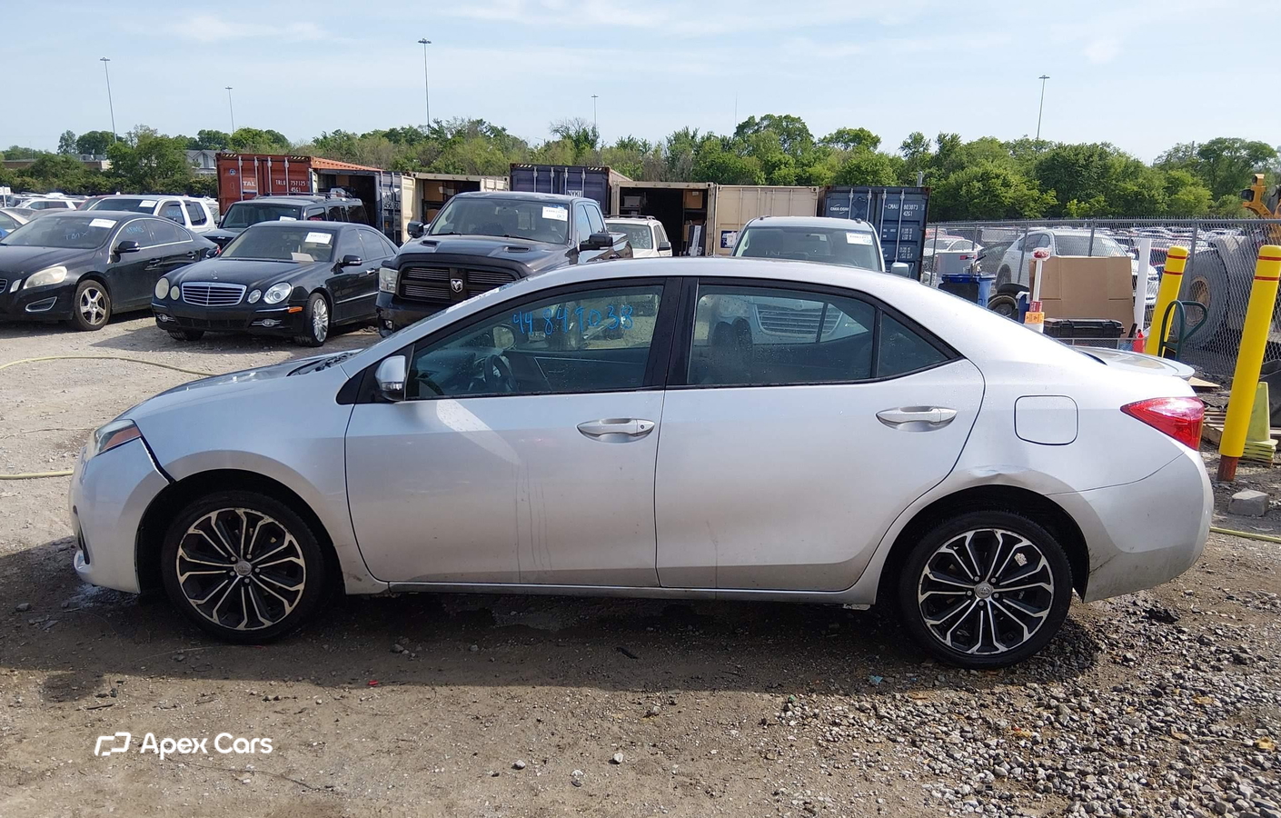 Toyota Corolla 2015