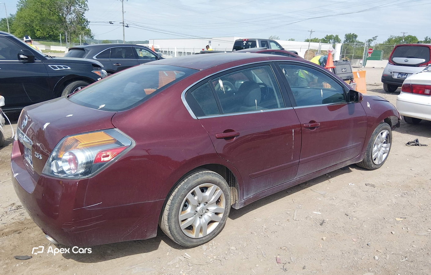 Nissan Altima 2012